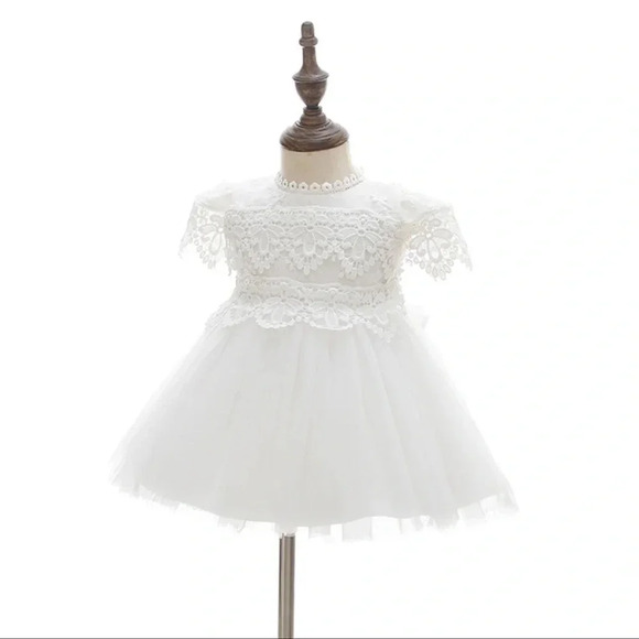 NWT Baptism Gowns Christening Birthday Baby Girls dress Lace Dress 12-15 months - Picture 1 of 11